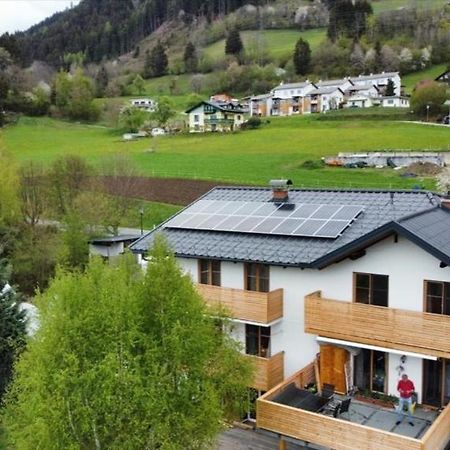 Fewo Fabiella Mit Balkon Millstatt Bagian luar foto