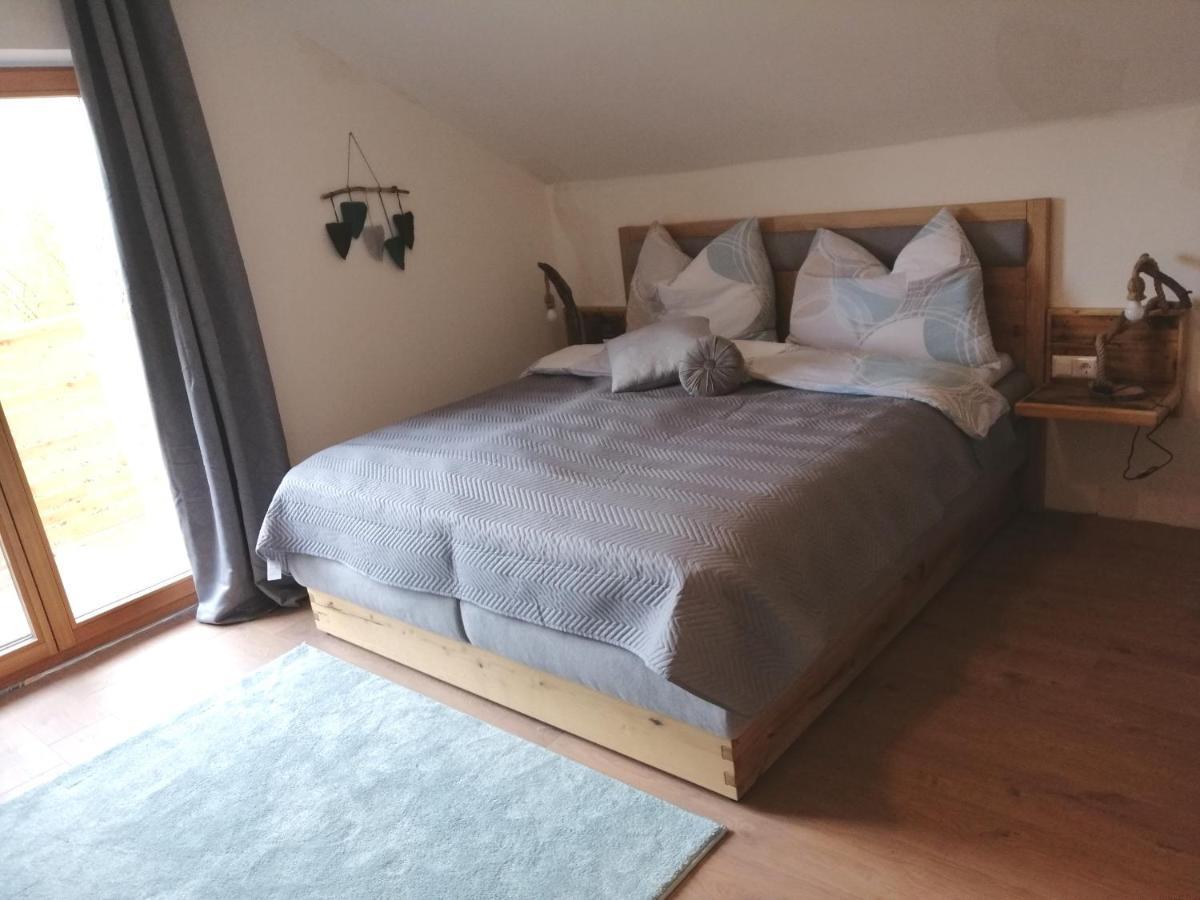 Fewo Fabiella Mit Balkon Millstatt Bagian luar foto