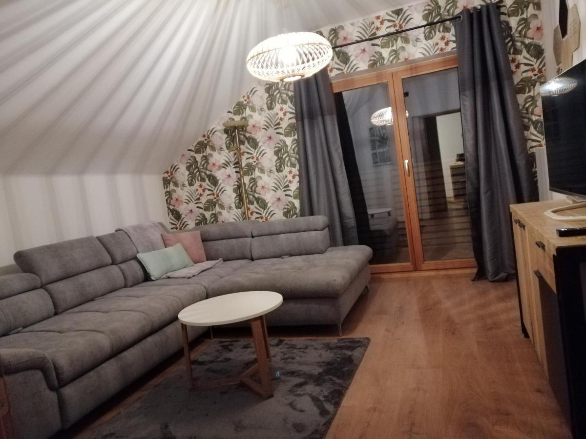 Fewo Fabiella Mit Balkon Millstatt Bagian luar foto