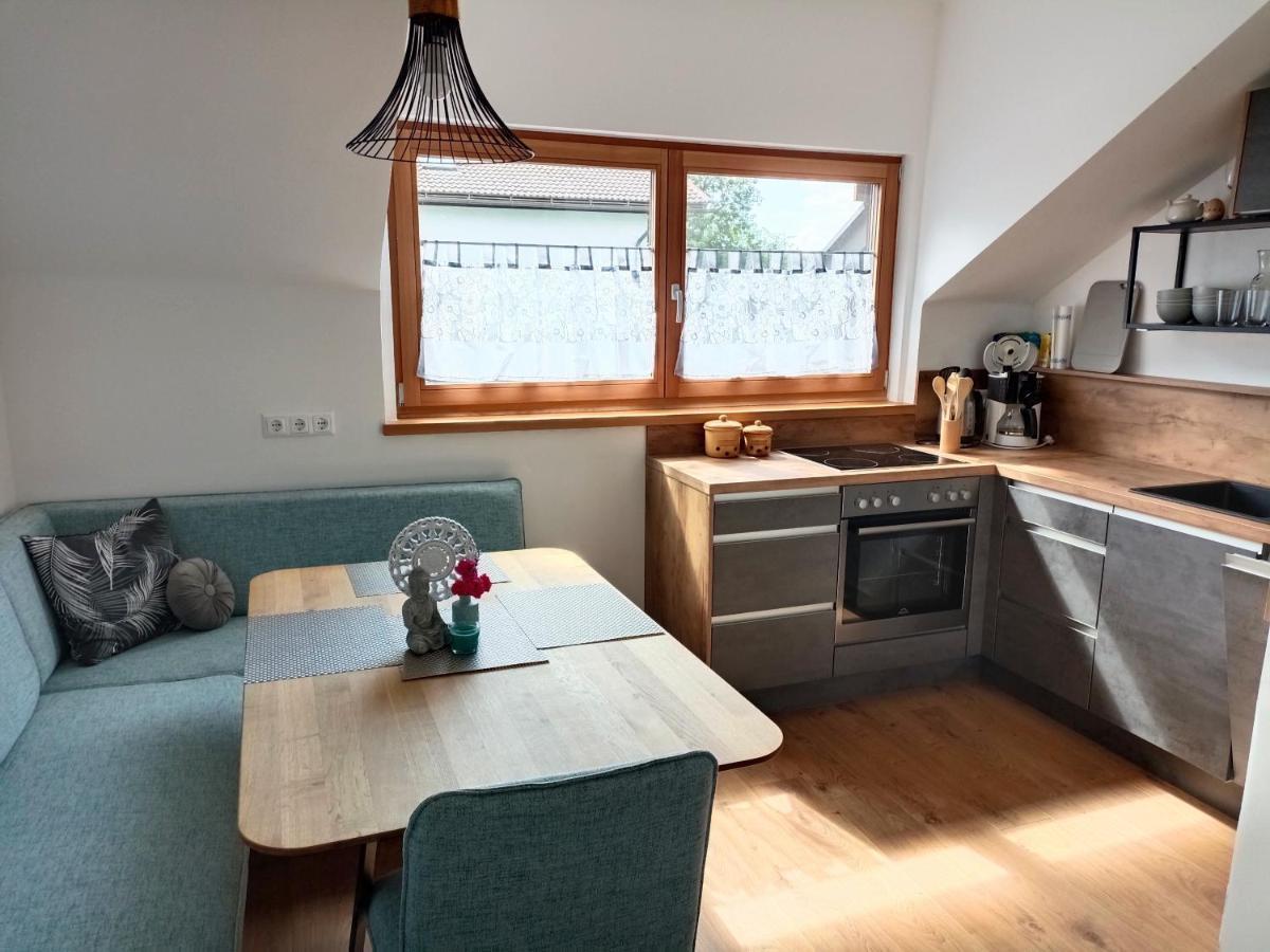 Fewo Fabiella Mit Balkon Millstatt Bagian luar foto